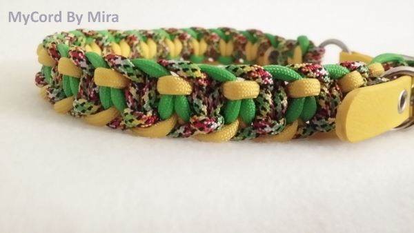 M 271 US Cord Halsband gelb